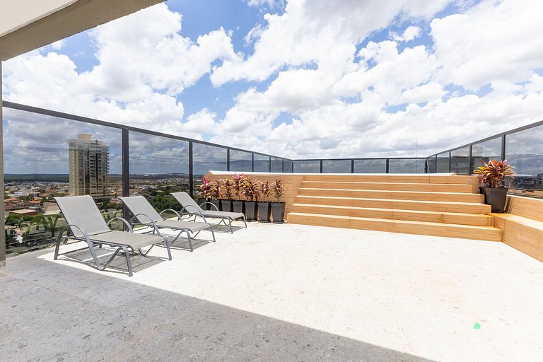 Estúdios Modernos no Empíria - com Vista, Piscina e Academia